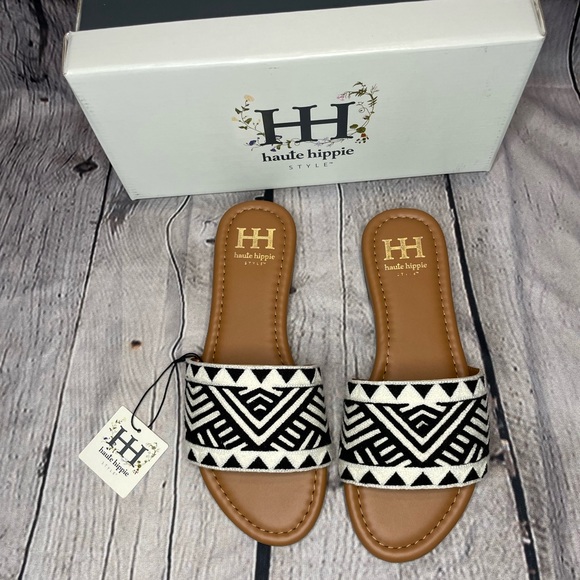 NWT Haute Hippie Black Aztec Embro Sandals - Picture 2 of 7